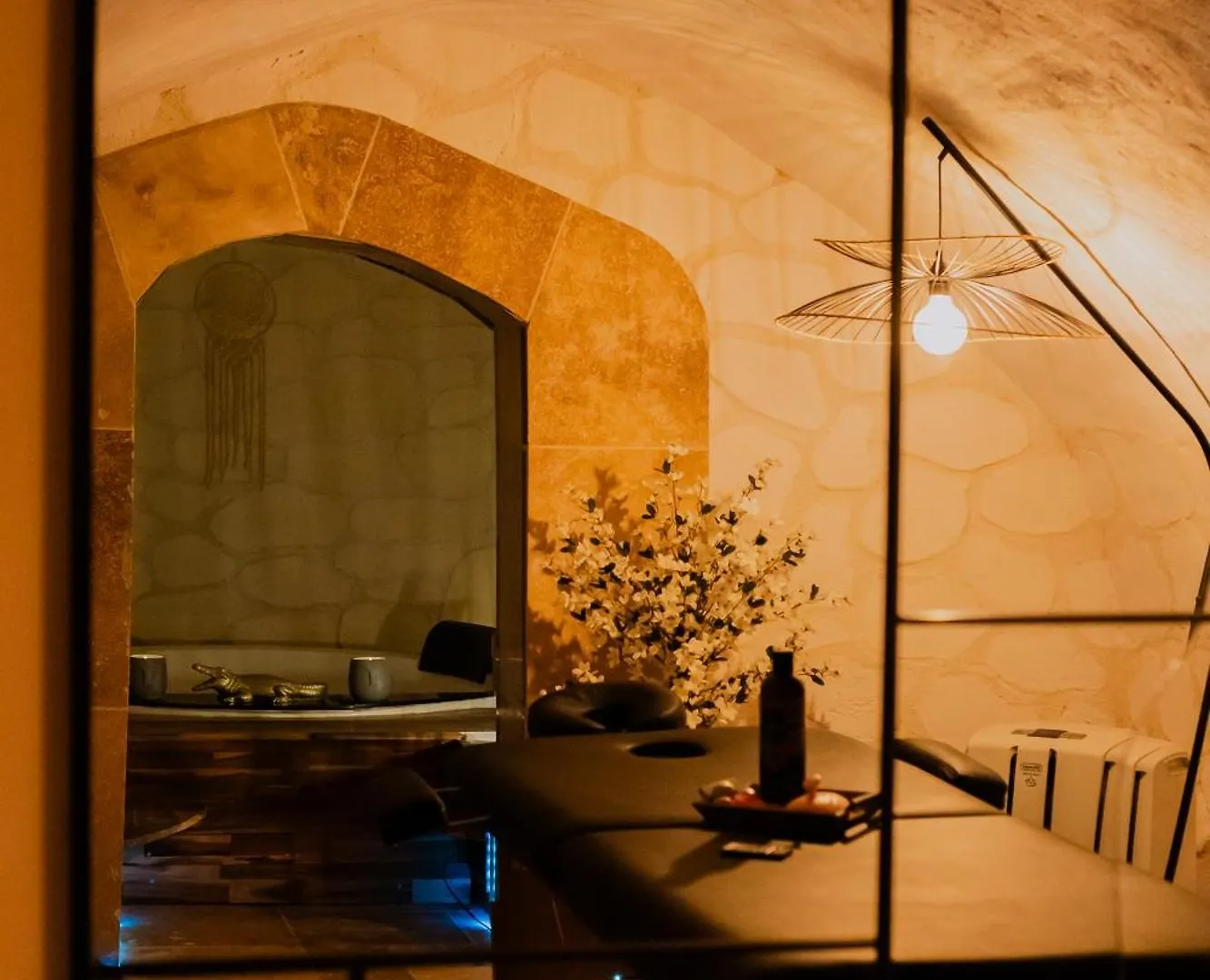 Loveroom&Spa Dreamroom Tournon-sur-Rhone 0*,  Frankrig